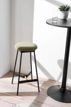 Tabouret De Bar Pirmil -VIDAXL || BeCo || Emma Soldes 1000244982 230418 021 MOOD DETAILS P000000001000244982 mood